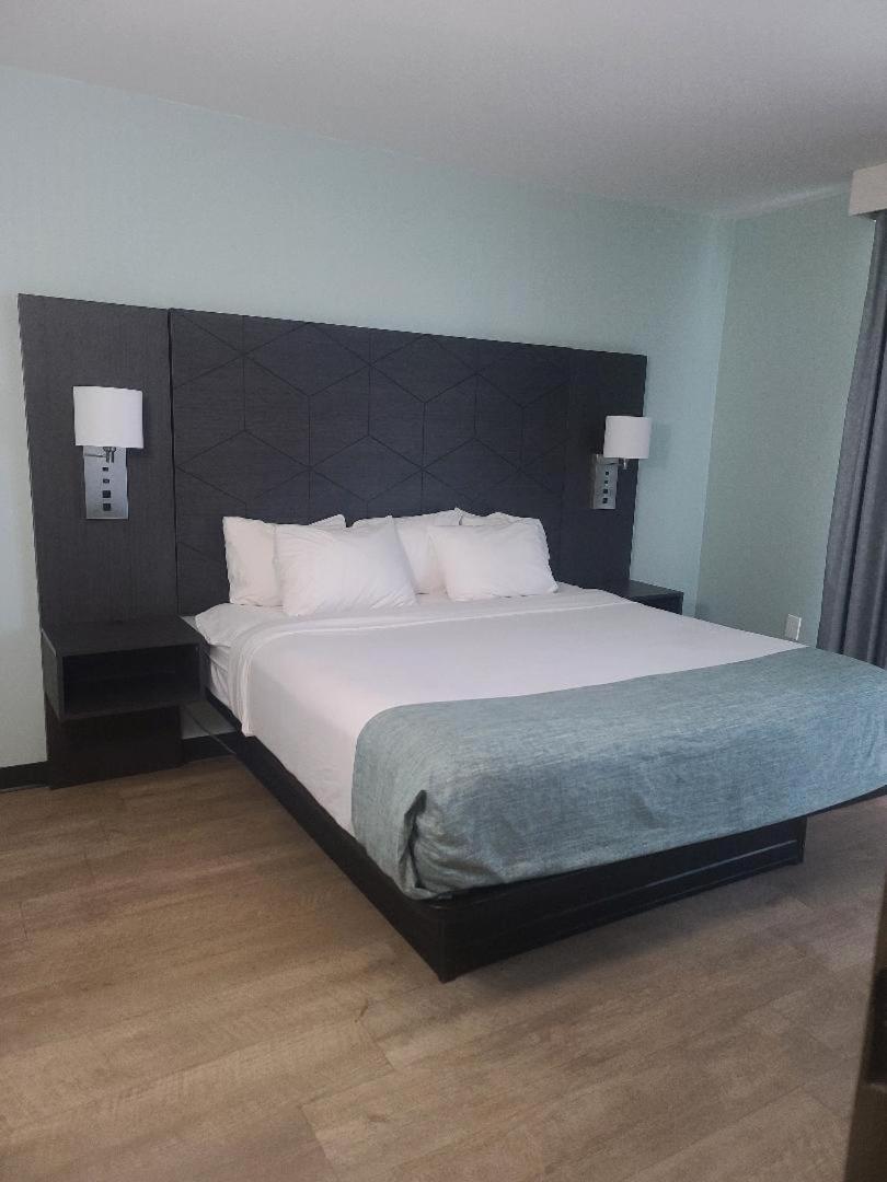Ocean Reef Suites Kill Devil Hills Bagian luar foto